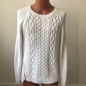 White XL MICHAEL MICHAEL KORS gentle worn Sweater with zipper on both sides.